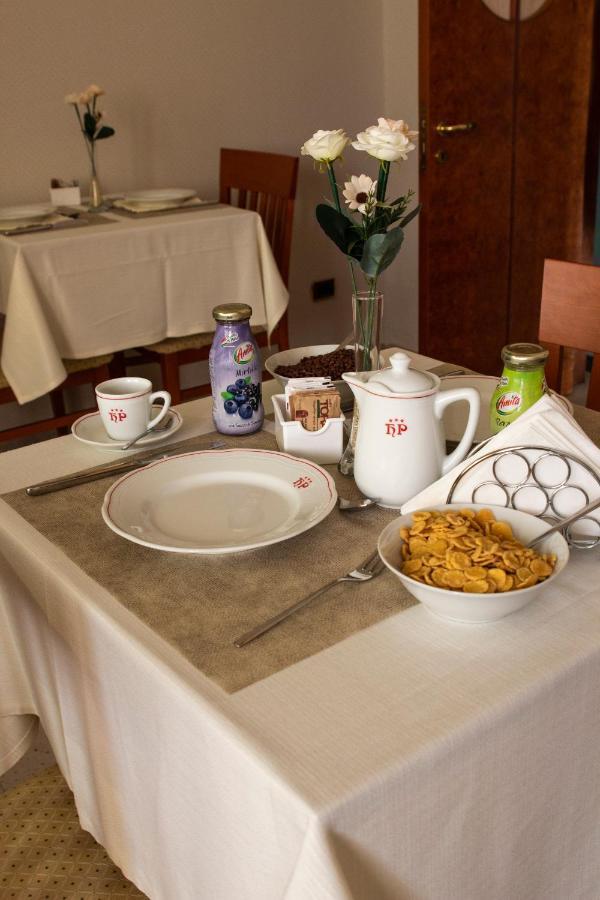 Hotel Paradiso Lago Patria Bagian luar foto