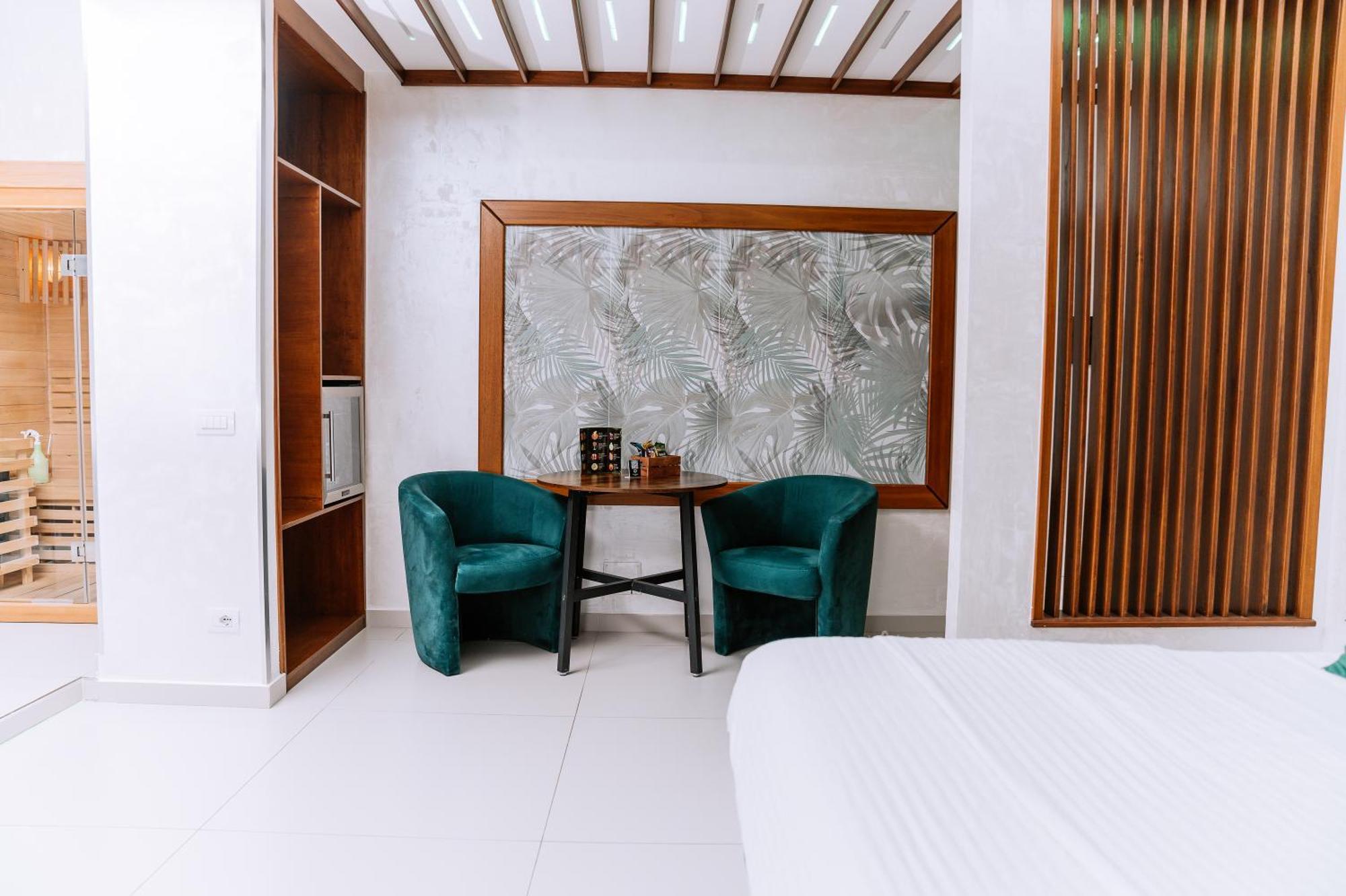 Hotel Paradiso Lago Patria Bagian luar foto
